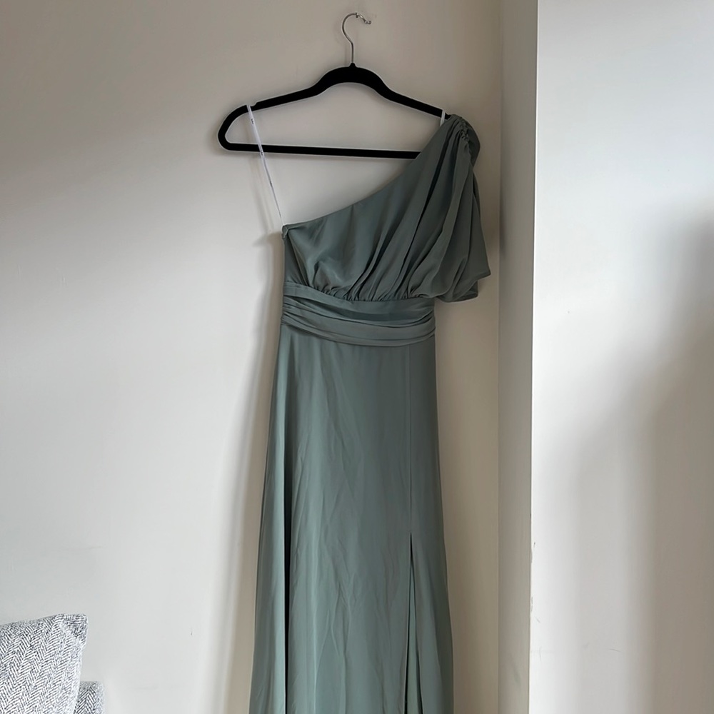 One shoulder sage green Lulus Formal dress